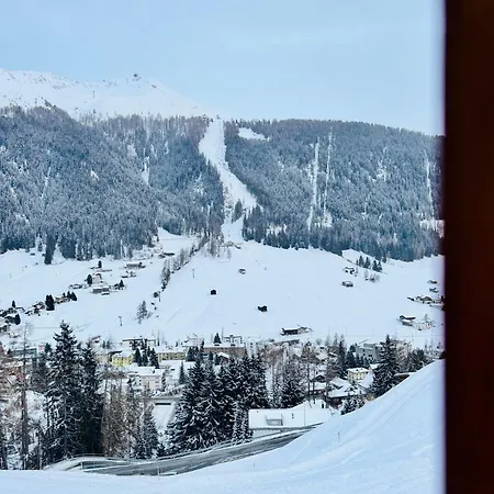 In Davos Platz Apartment